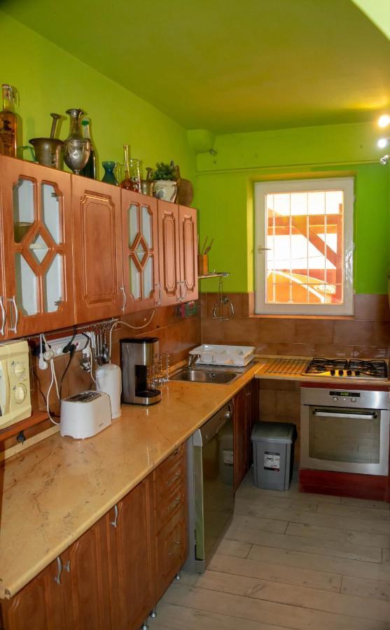 Zsolnay Apartman Сиофок Екстериор снимка