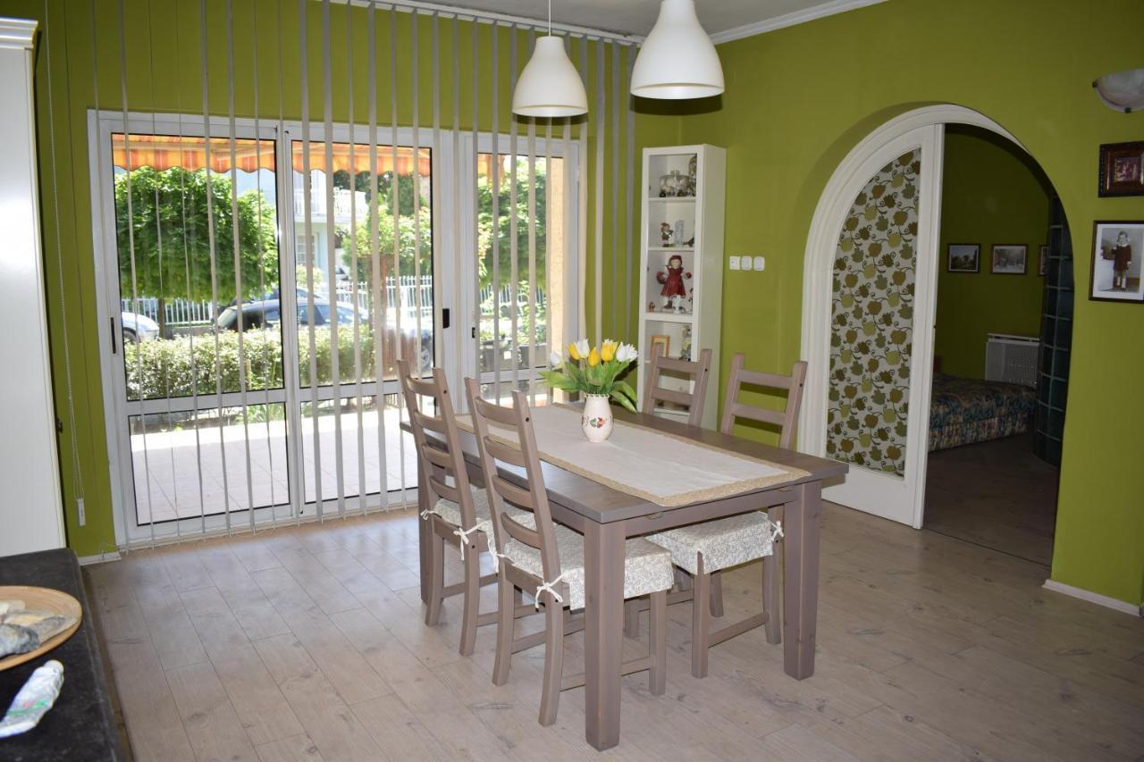 Zsolnay Apartman Сиофок Екстериор снимка